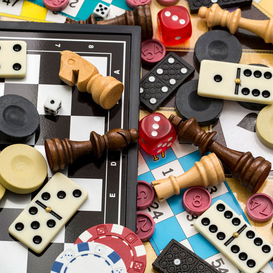 cover image for an article outlining and listing some of the best quick, easy and fast paced board games